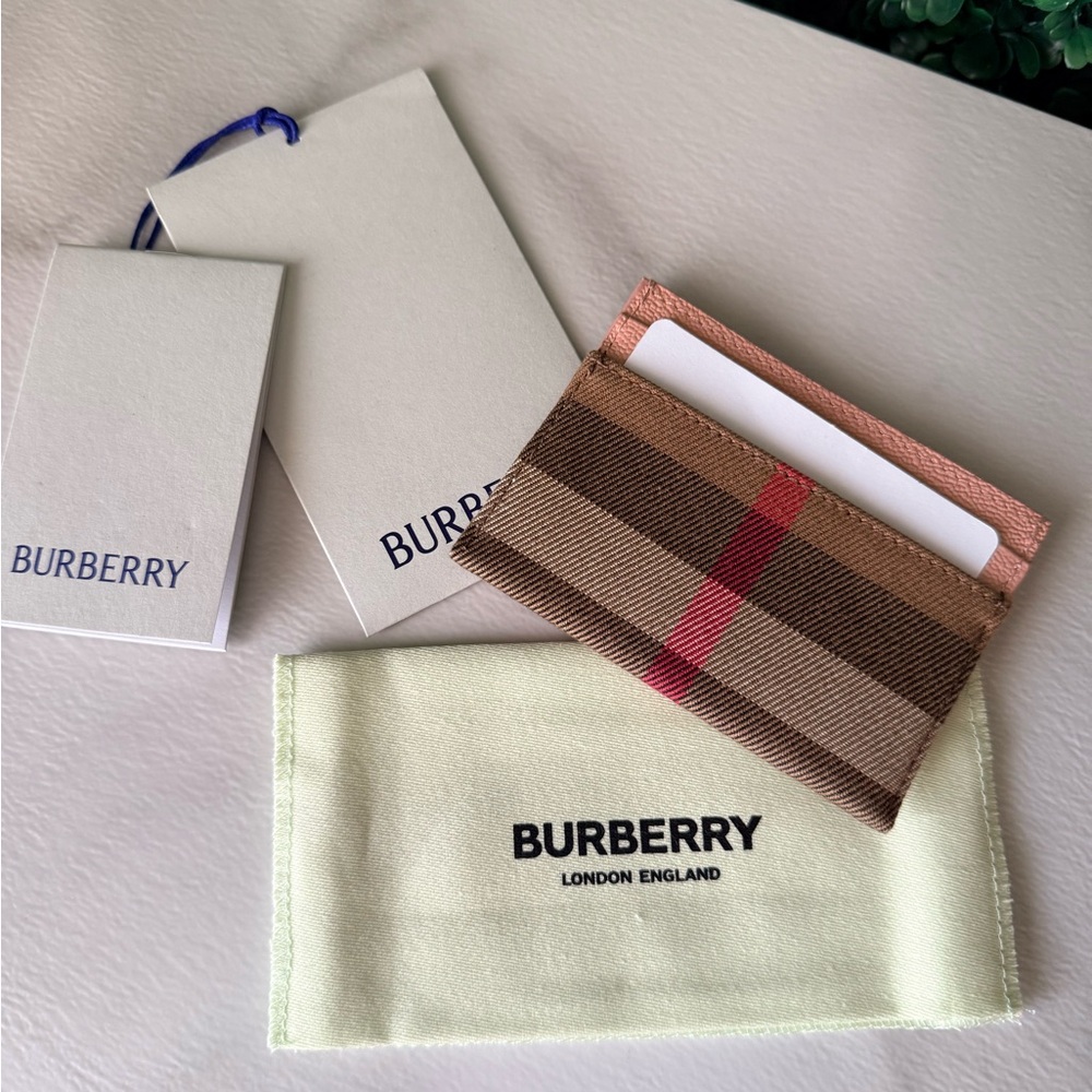 Burberry Vintage Check Card Holder in Classic Haymarket